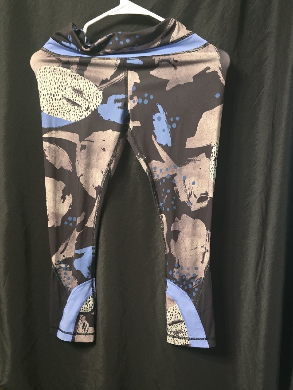 Lululemon Cropped Leggings - Blue & Black